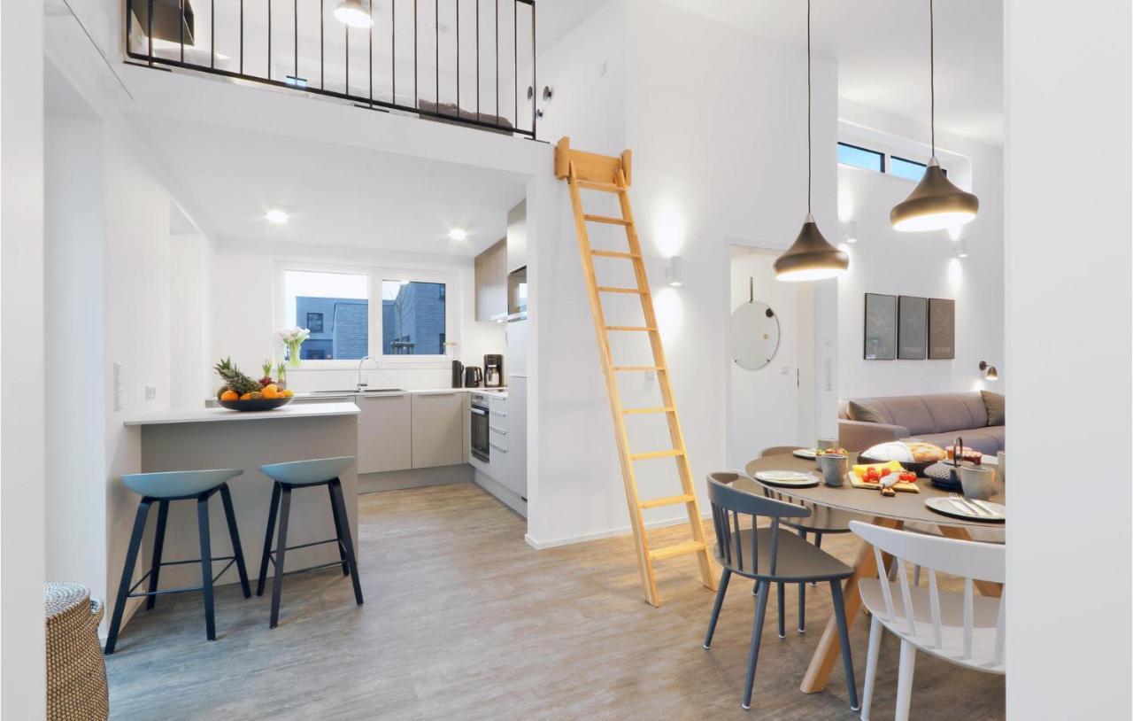 2 Bedroom Cozy Home In Lembruch-Duemmer See Extérieur photo